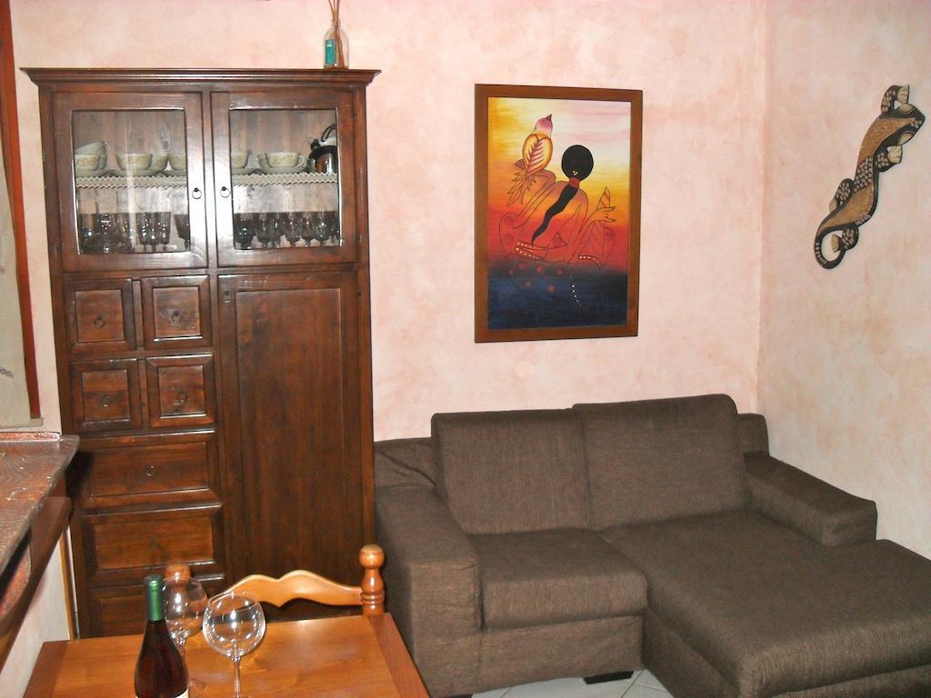Affittacamere Casa Sofia Анґ'ярі Номер фото