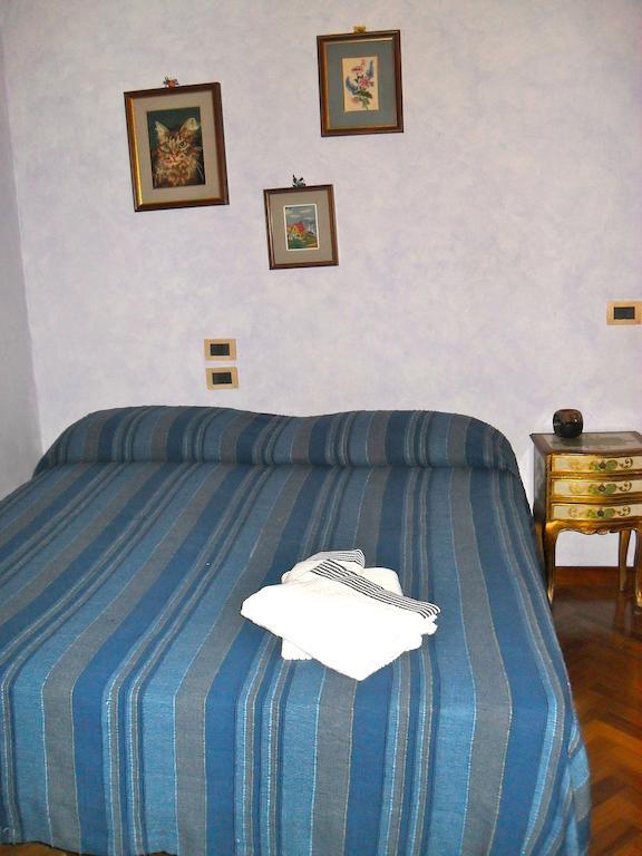Affittacamere Casa Sofia Анґ'ярі Номер фото